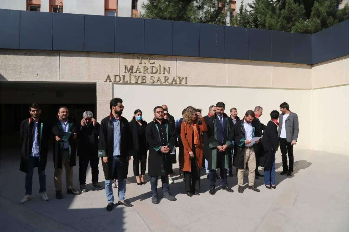 Avukatlar'dan Mardin'de Protesto