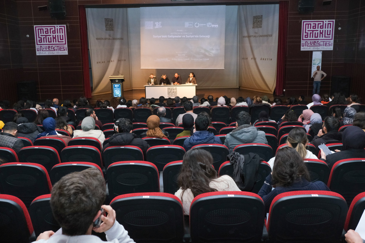 MAÜ’de “Suriye’deki Gelişmeler ve Suriye’nin Geleceği” Panel Serisinin ilki Düzenlendi